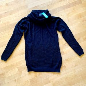 Market and Spruce Dari cowl neck pull over sweater